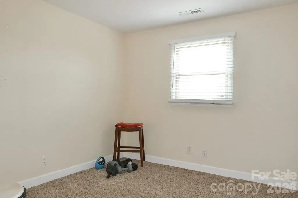 4220 Mae-len Drive Winston Salem NC 27107