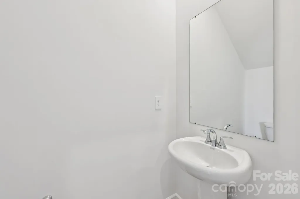 1445 Wildflower Street Newton NC 28658