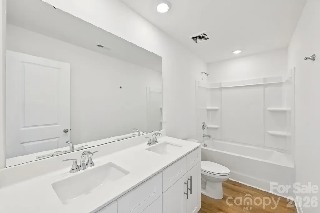 1445 Wildflower Street Newton NC 28658
