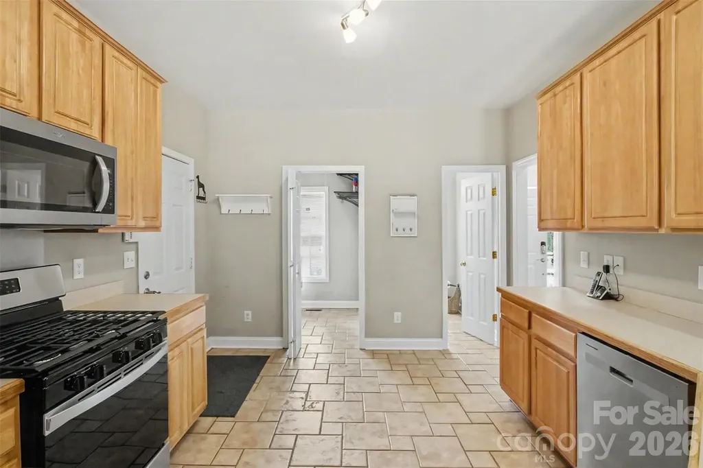 2762 Island Point Drive NW Concord NC 28027