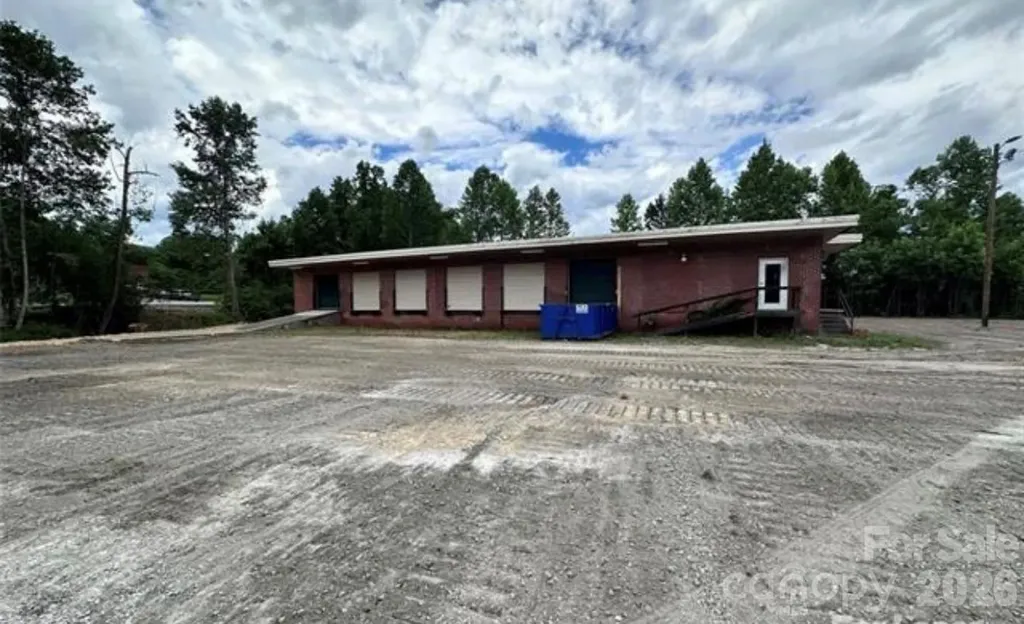 2324 Us 70 Highway Marion NC 28752