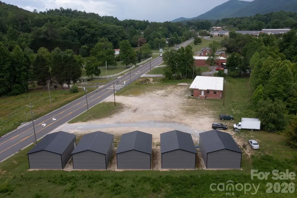 2324 Us 70 Highway Marion NC 28752