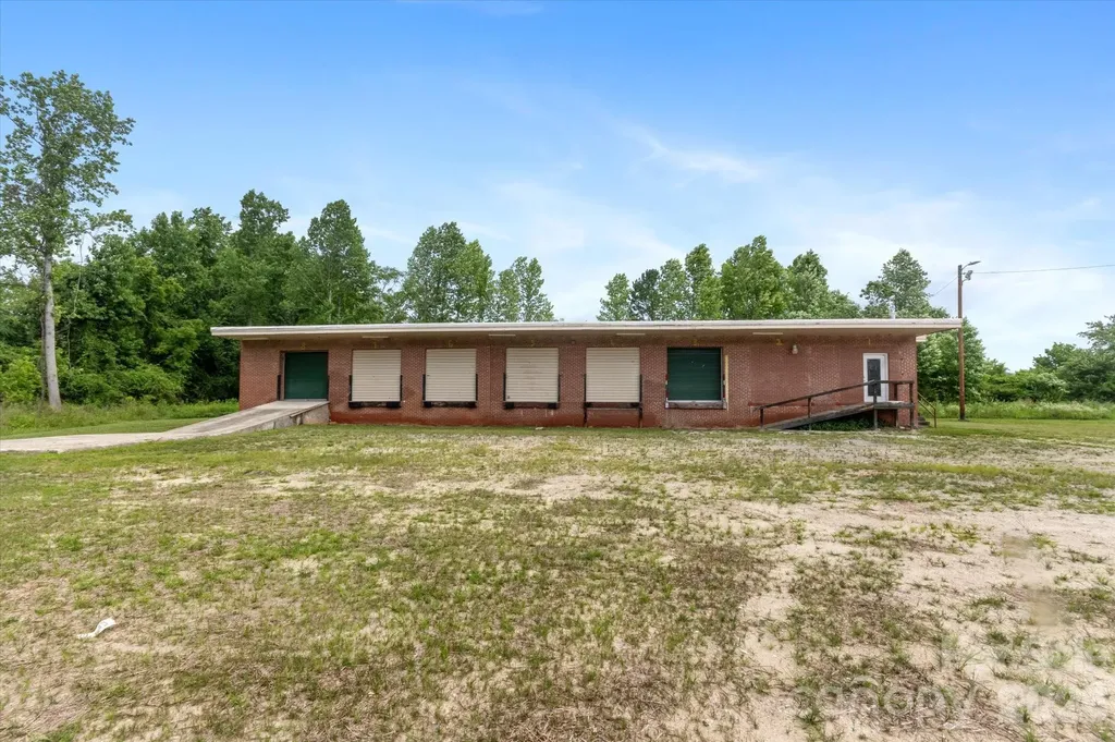 2324 Us 70 Highway Marion NC 28752