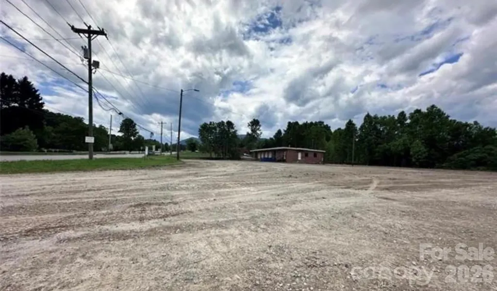 2324 Us 70 Highway Marion NC 28752