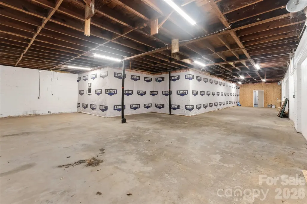 2324 Us 70 Highway Marion NC 28752