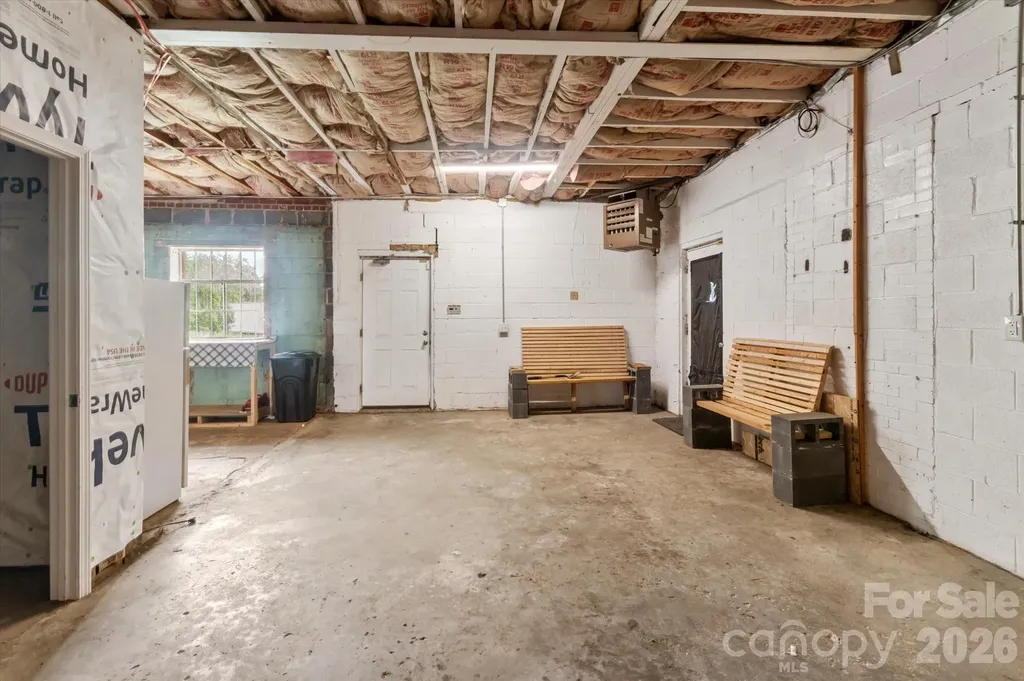 2324 Us 70 Highway Marion NC 28752