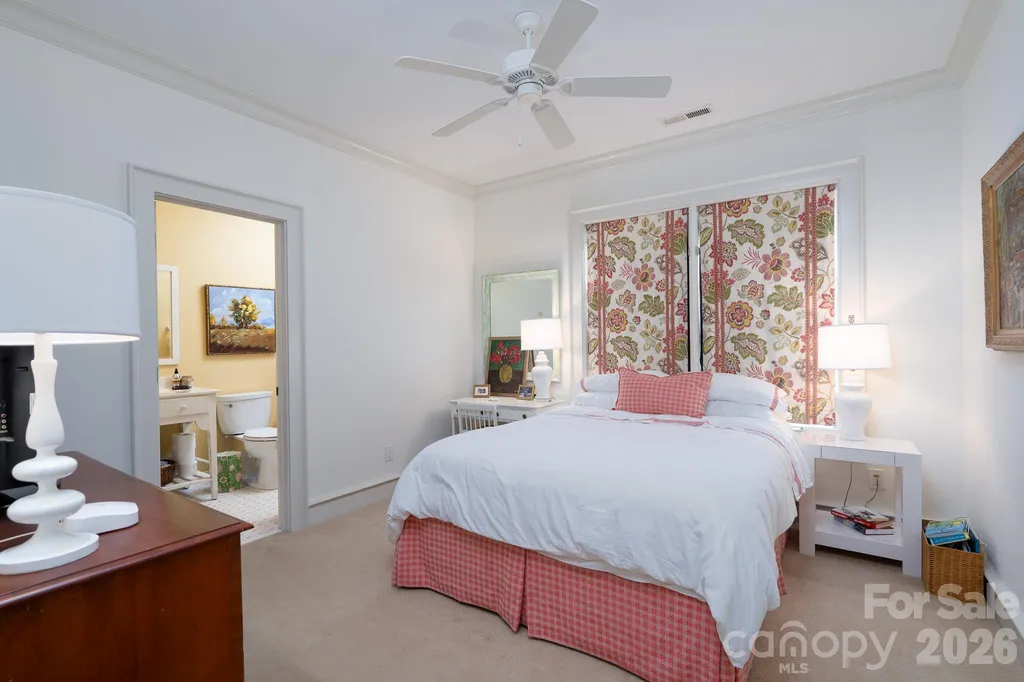 2375 Southpoint Lane New London NC 28127