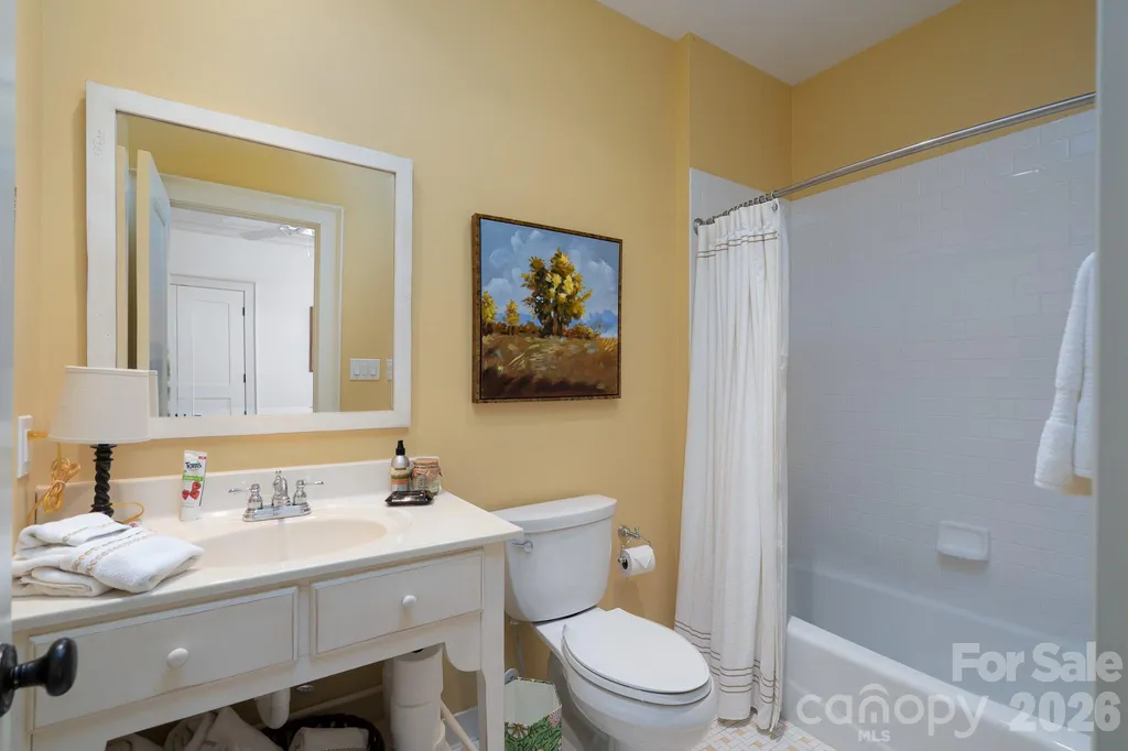 2375 Southpoint Lane New London NC 28127