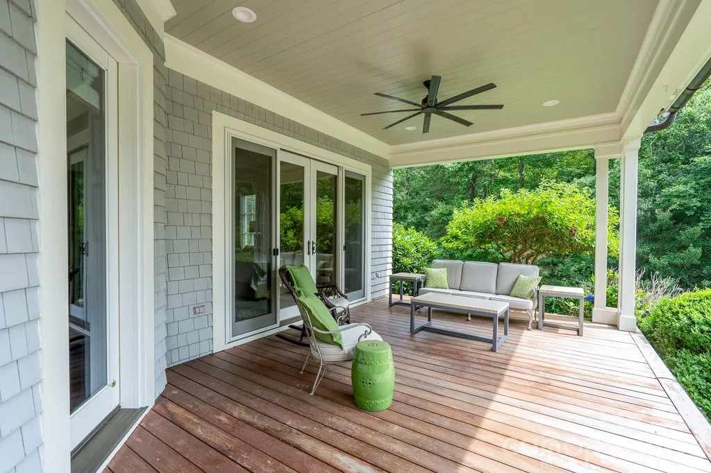 2375 Southpoint Lane New London NC 28127