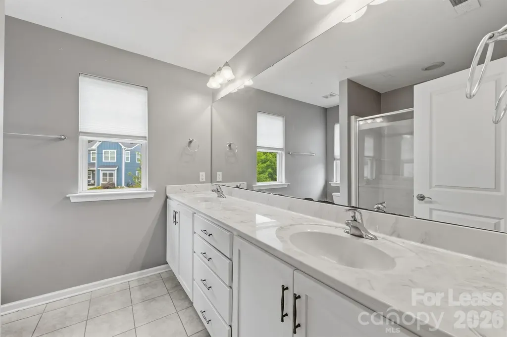 1502 Sharon Road W Charlotte NC 28210