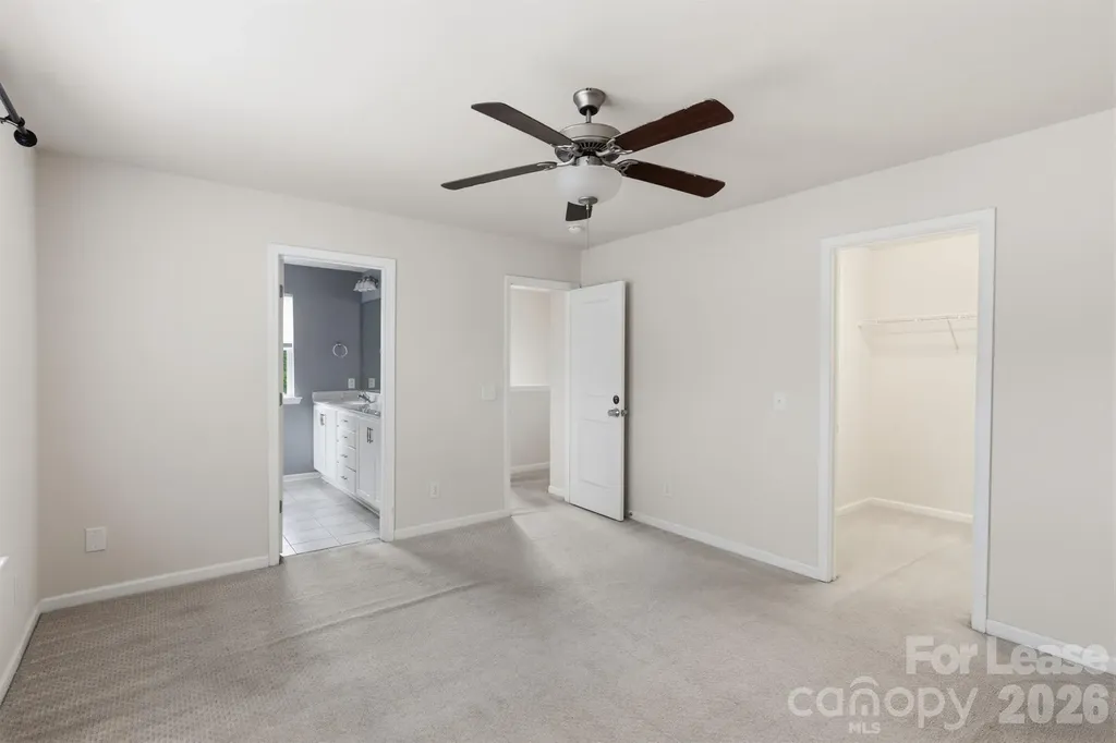 1502 Sharon Road W Charlotte NC 28210