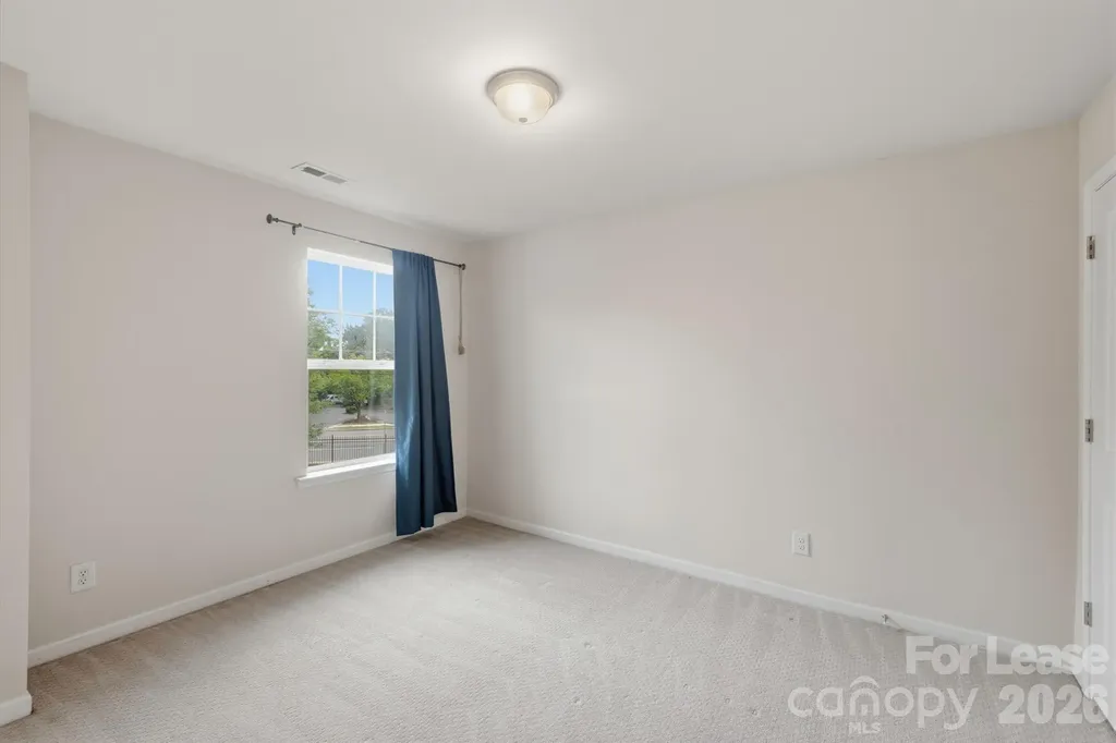 1502 Sharon Road W Charlotte NC 28210