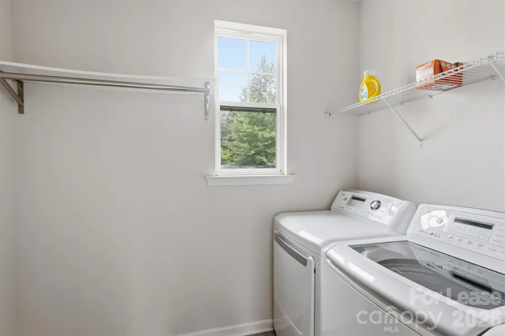 1502 Sharon Road W Charlotte NC 28210