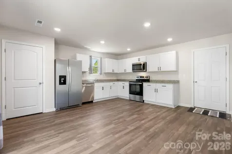 1262 Reid Court Lenoir NC 28645