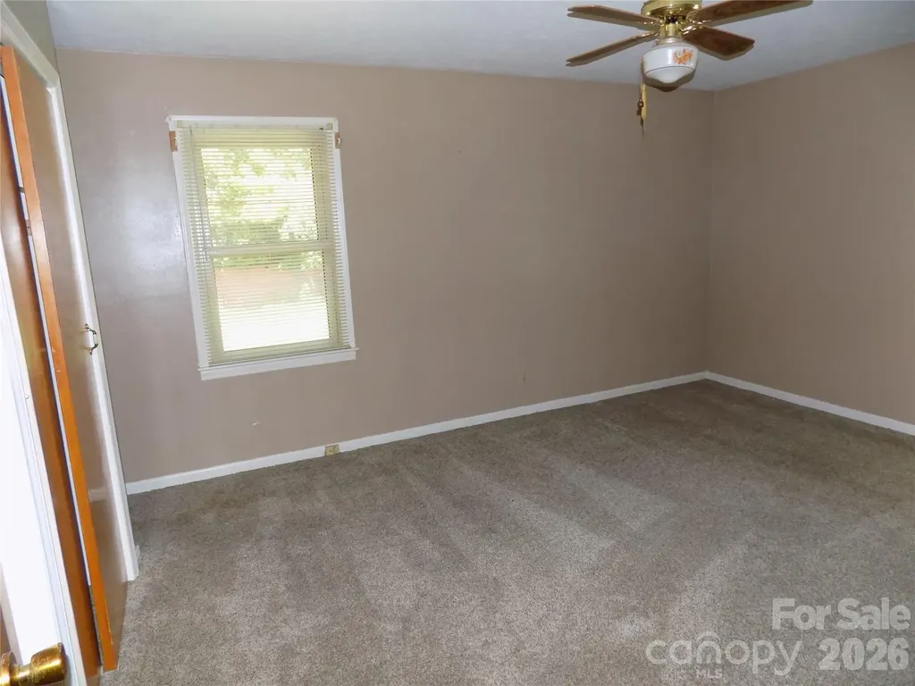 704 Craig Street Cherryville NC 28021