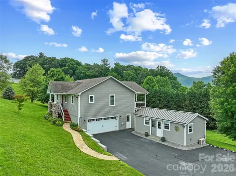 34 Justice Drive Leicester NC 28748