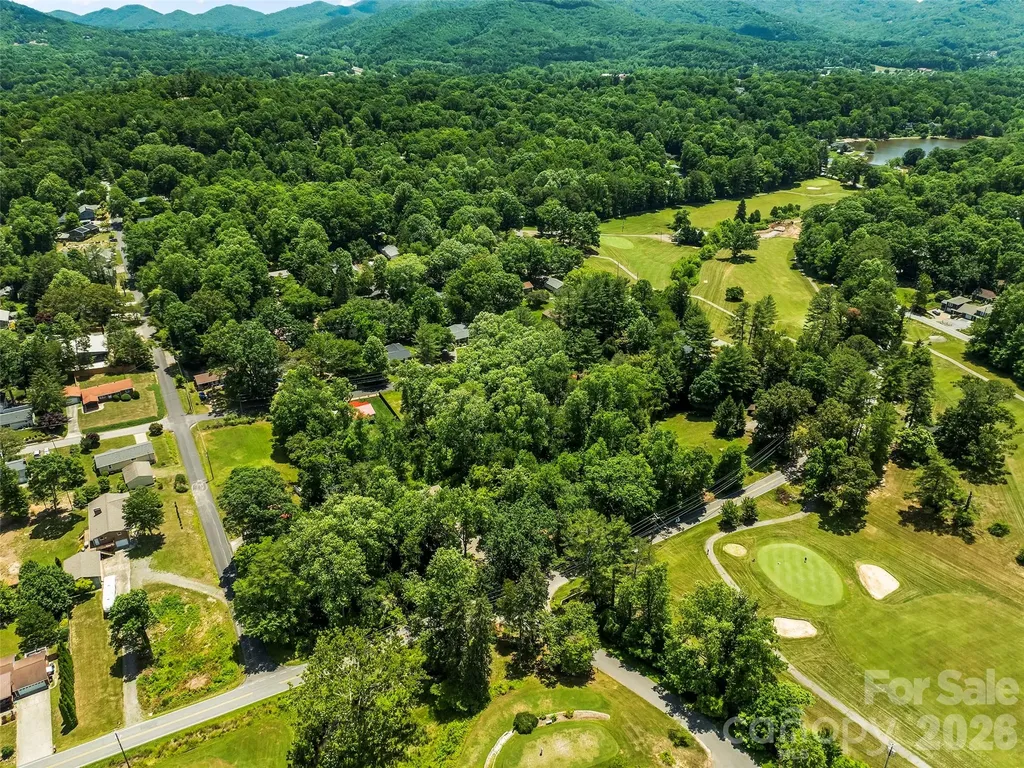 742 Hiawassee Avenue Black Mountain NC 28711