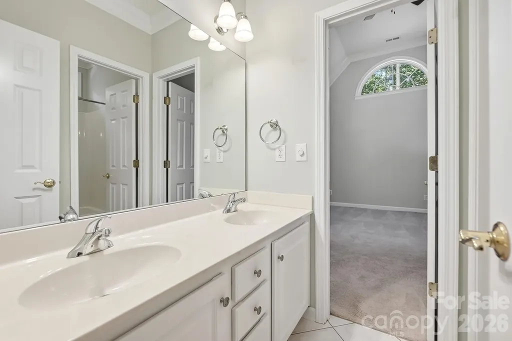 3529 Mountain Cove Drive Charlotte NC 28216