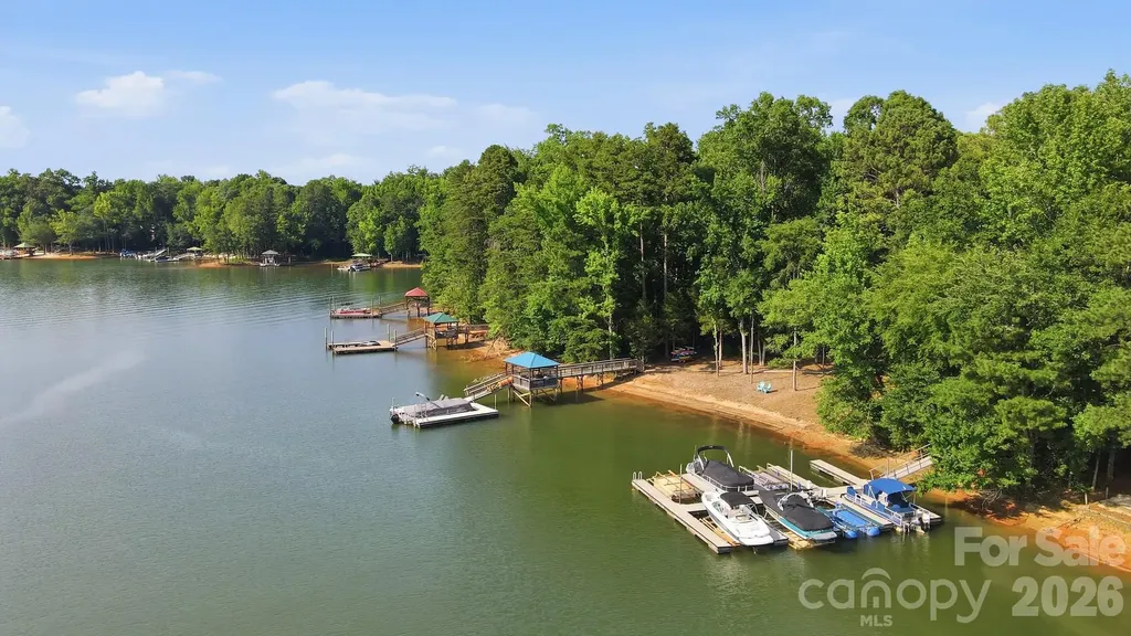 3529 Mountain Cove Drive Charlotte NC 28216