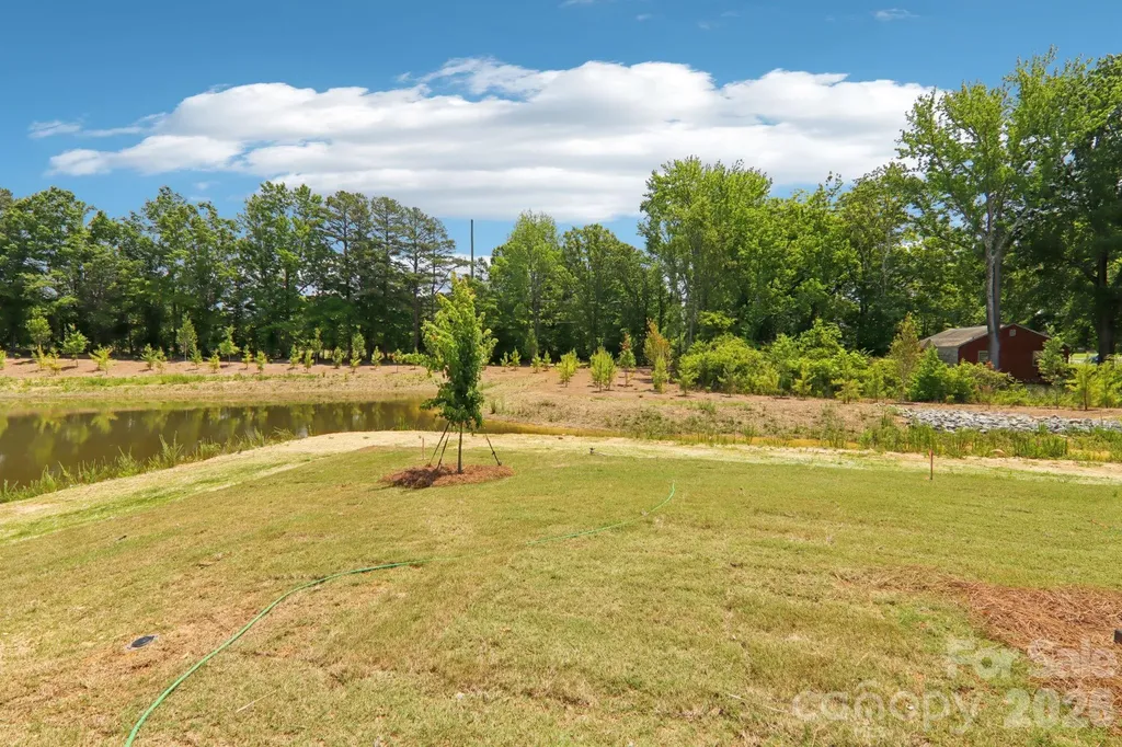 9048 Foggy Brook Loop Charlotte NC 28216