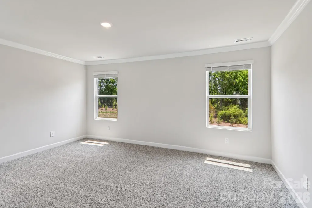 9048 Foggy Brook Loop Charlotte NC 28216
