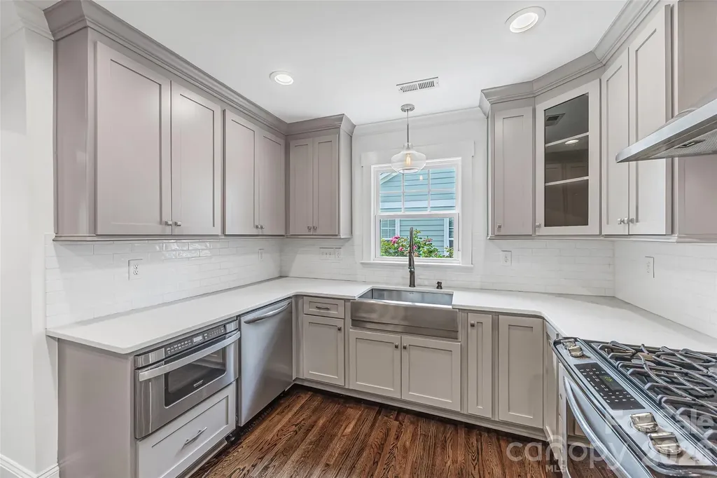 2448 Morton Street Charlotte NC 28208