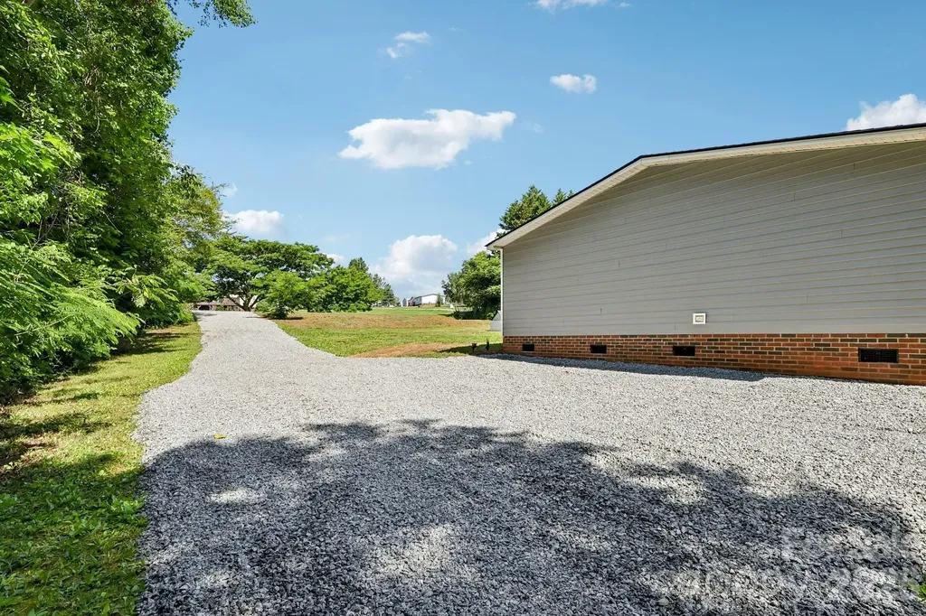 4126 Ritchfield Drive Lincolnton NC 28092