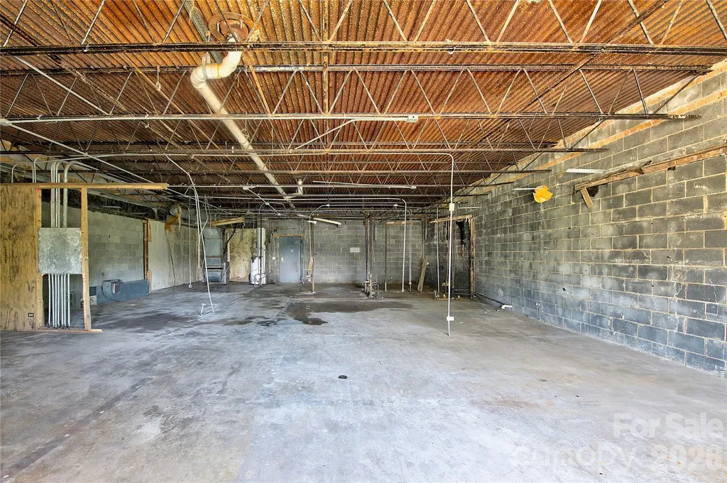 193 Walnut Avenue Spruce Pine NC 28777