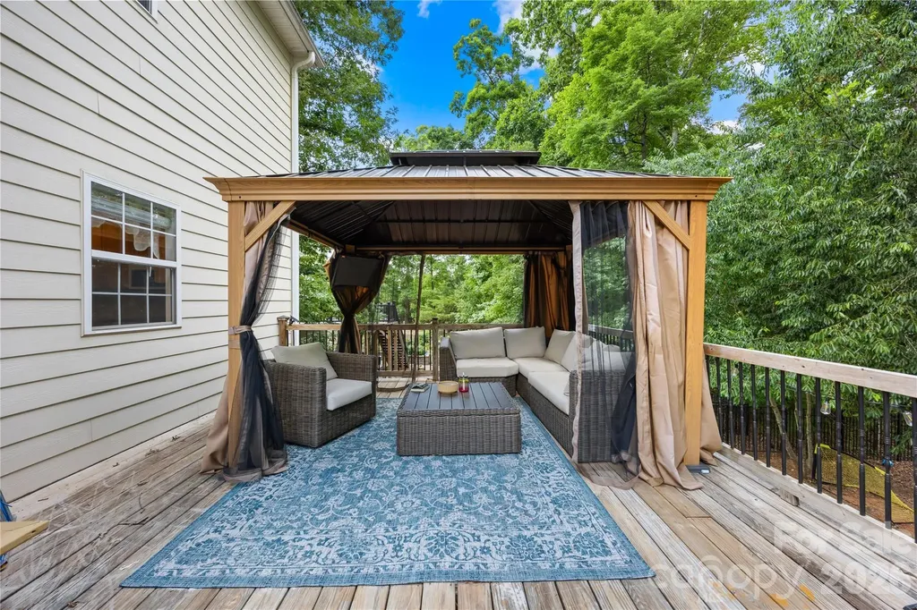 1314 Oak Leaf Lane Salisbury NC 28146