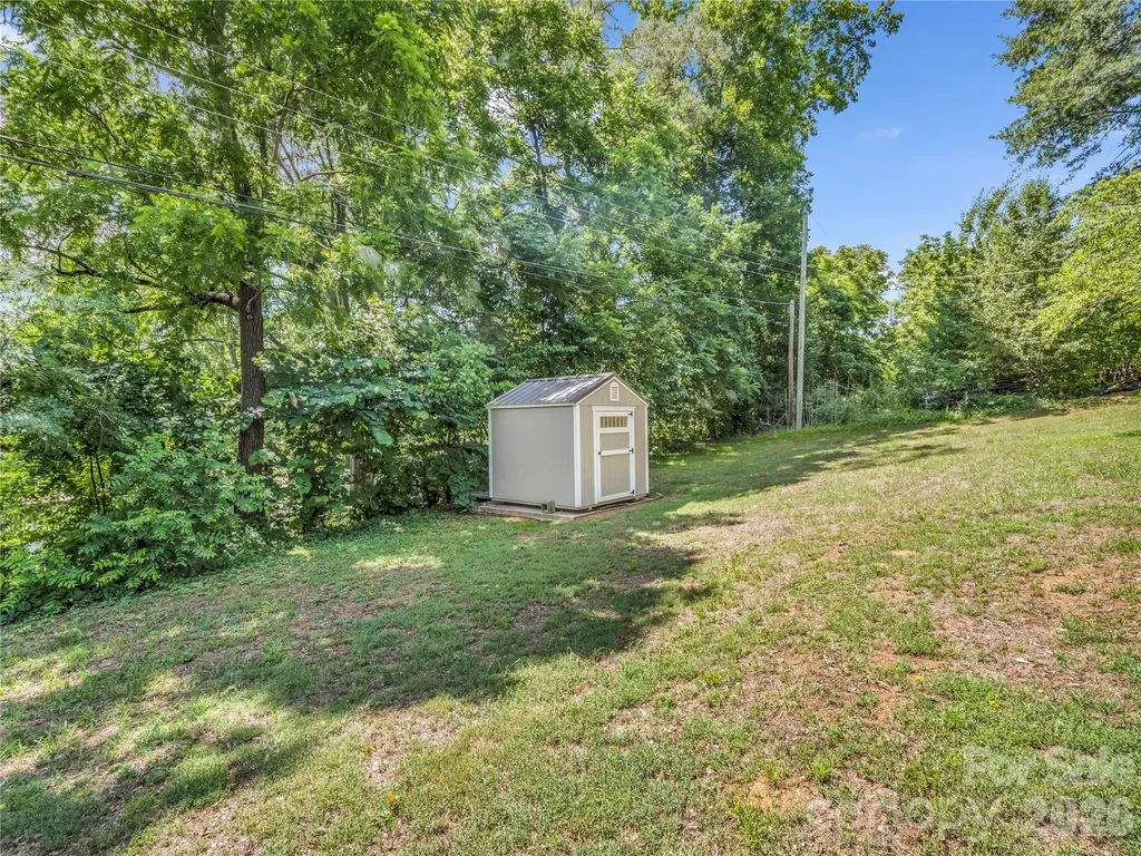 193 Middle Street Ellenboro NC 28040