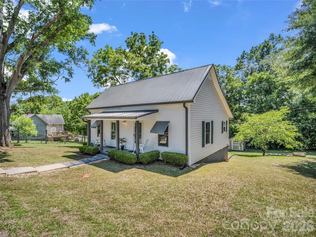 193 Middle Street Ellenboro NC 28040