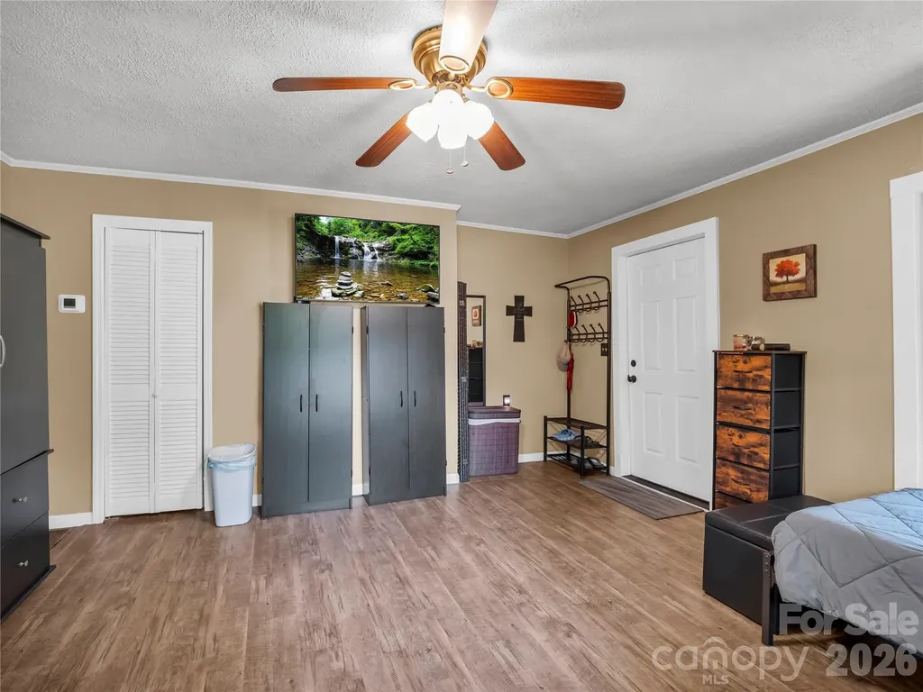 193 Middle Street Ellenboro NC 28040