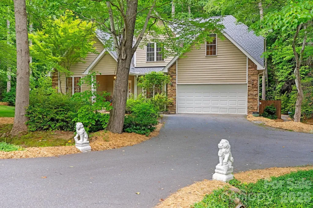36 Poplar Creek Drive Asheville NC 28805