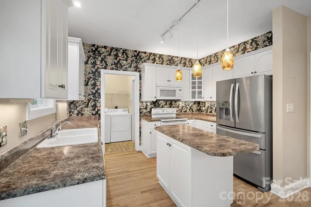 36 Poplar Creek Drive Asheville NC 28805
