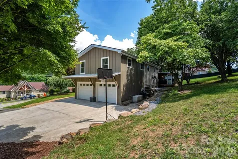 1574 Cashiers Valley Road Brevard NC 28712