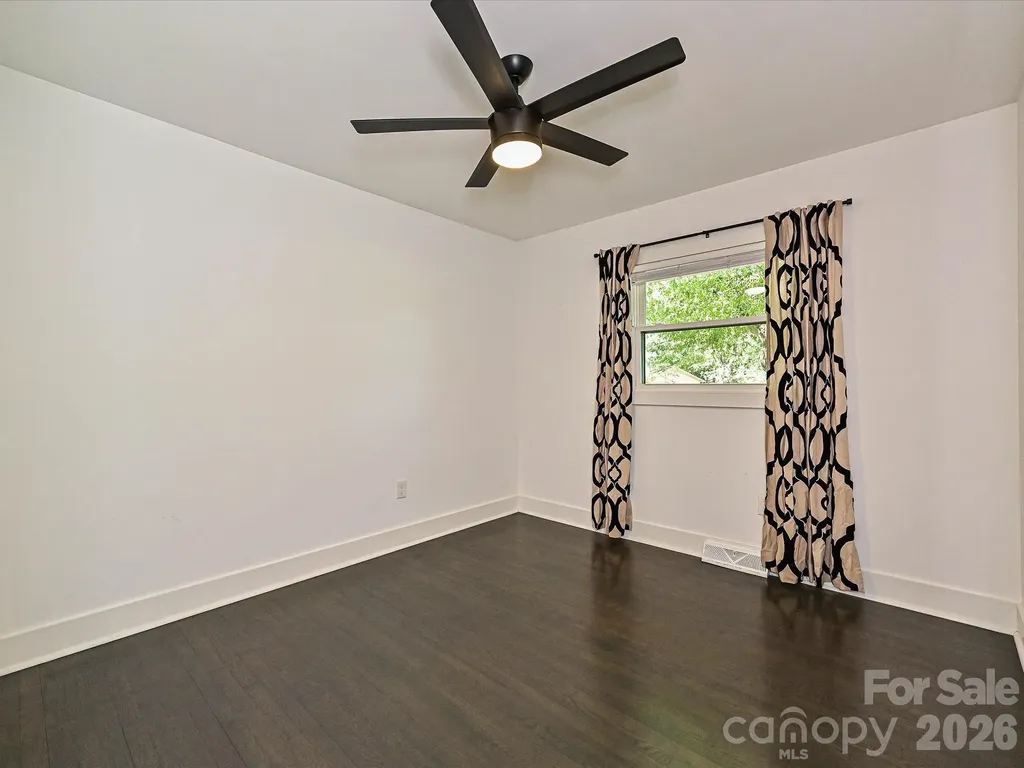 5623 Ruth Drive Charlotte NC 28215
