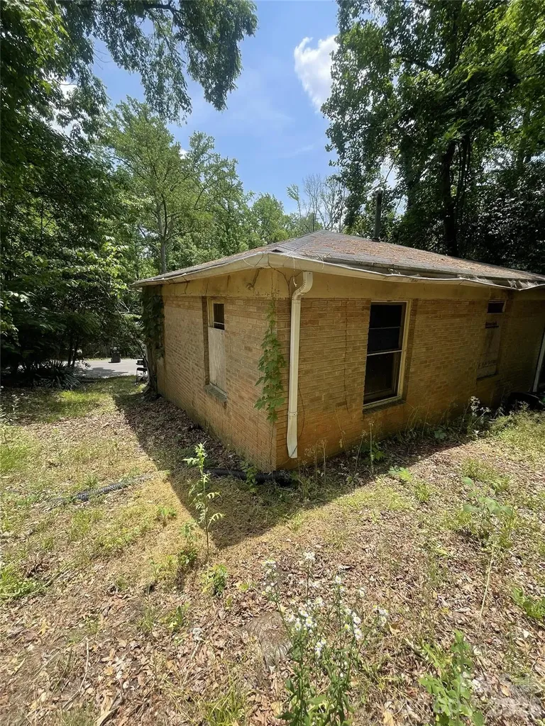 4025 Plato Circle Charlotte NC 28208