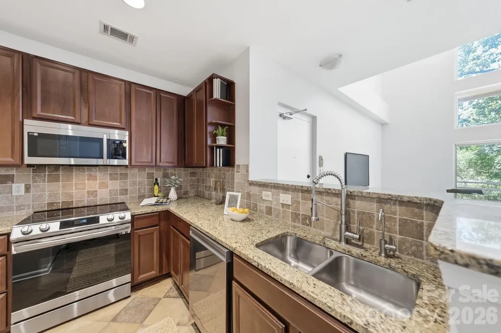 3825 Picasso Court Charlotte NC 28205