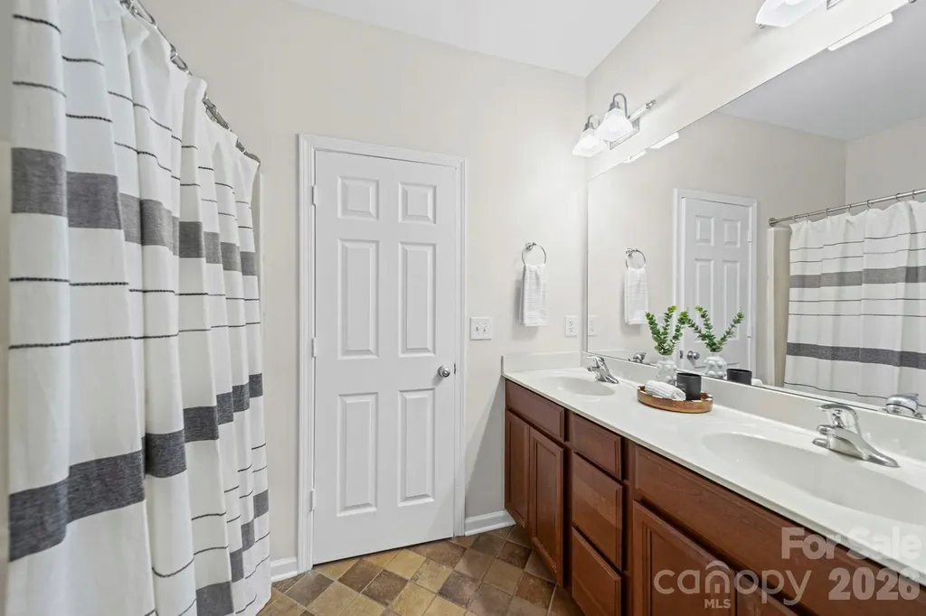 3825 Picasso Court Charlotte NC 28205