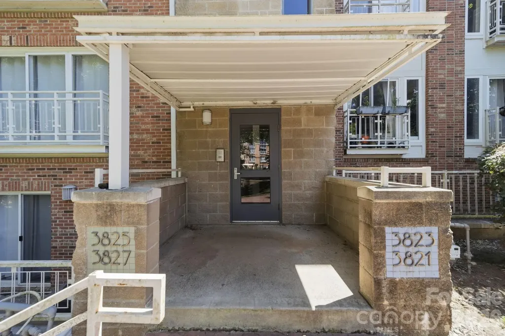 3825 Picasso Court Charlotte NC 28205