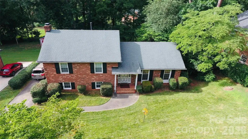 2815 Burnt Mill Road Charlotte NC 28210
