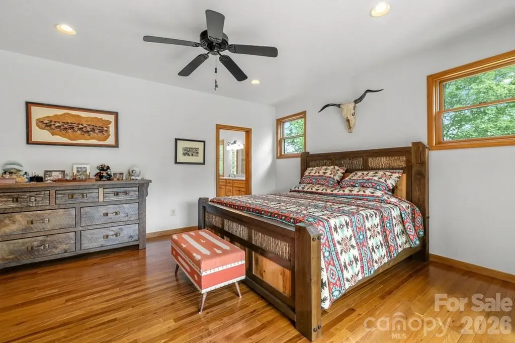 1188 Tobacco Branch Road Almond NC 28702