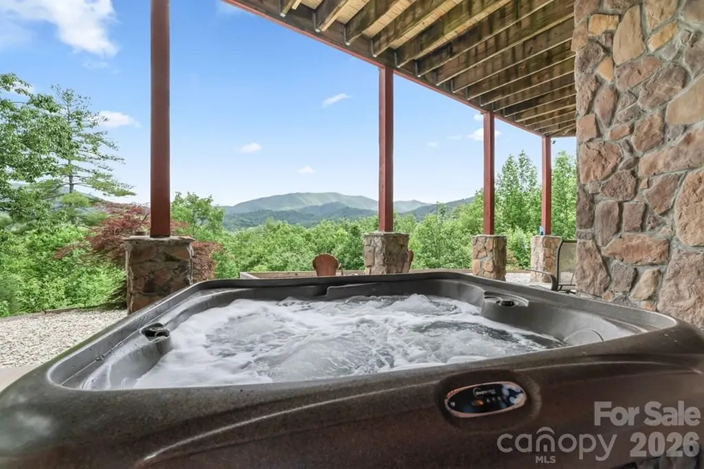 1188 Tobacco Branch Road Almond NC 28702