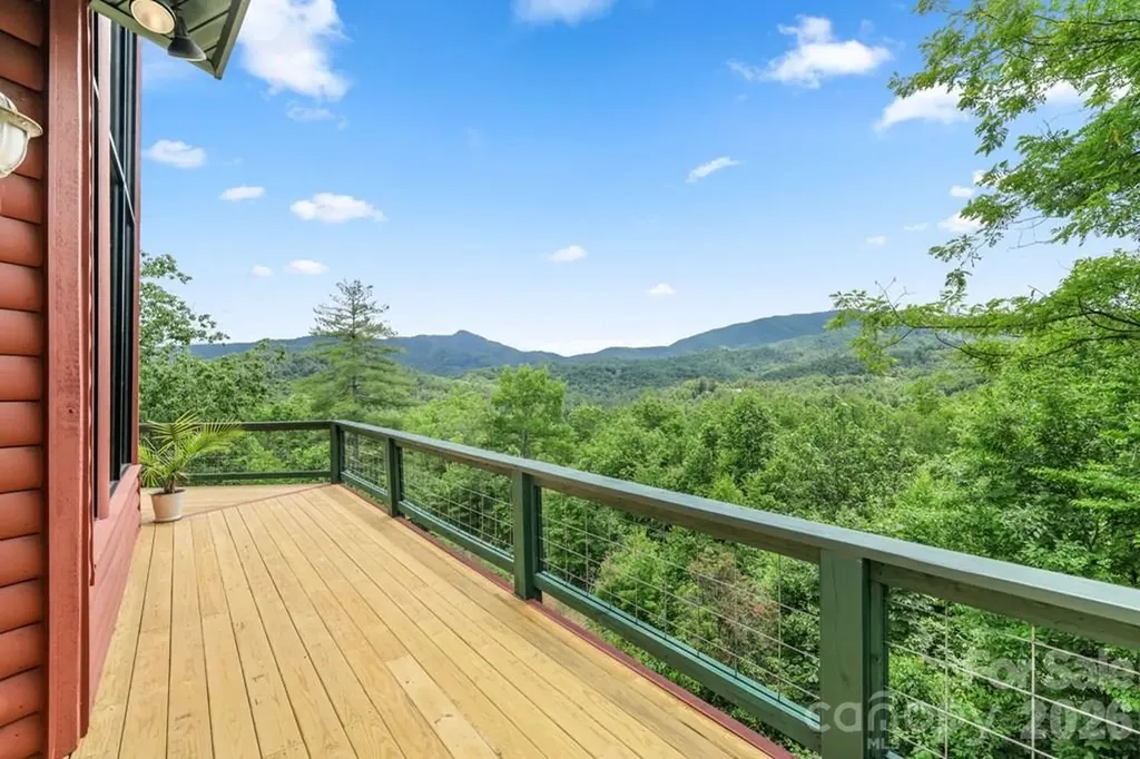 1188 Tobacco Branch Road Almond NC 28702