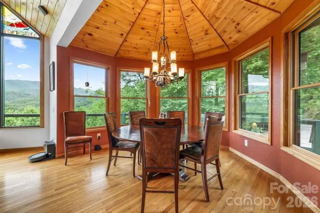 1188 Tobacco Branch Road Almond NC 28702