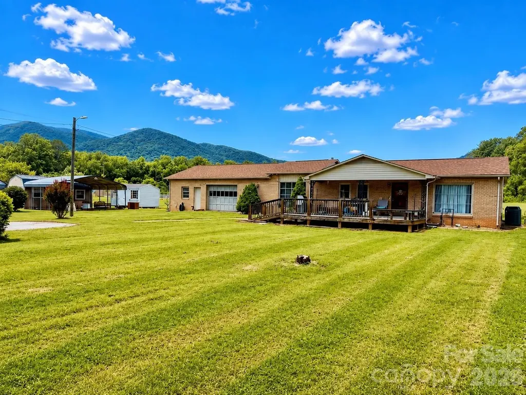 72 Circle Drive Marion NC 28752