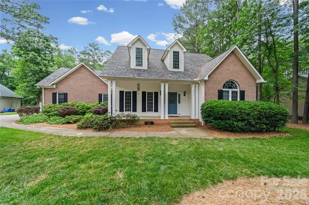8871 Erbach Lane Mount Pleasant NC 28124