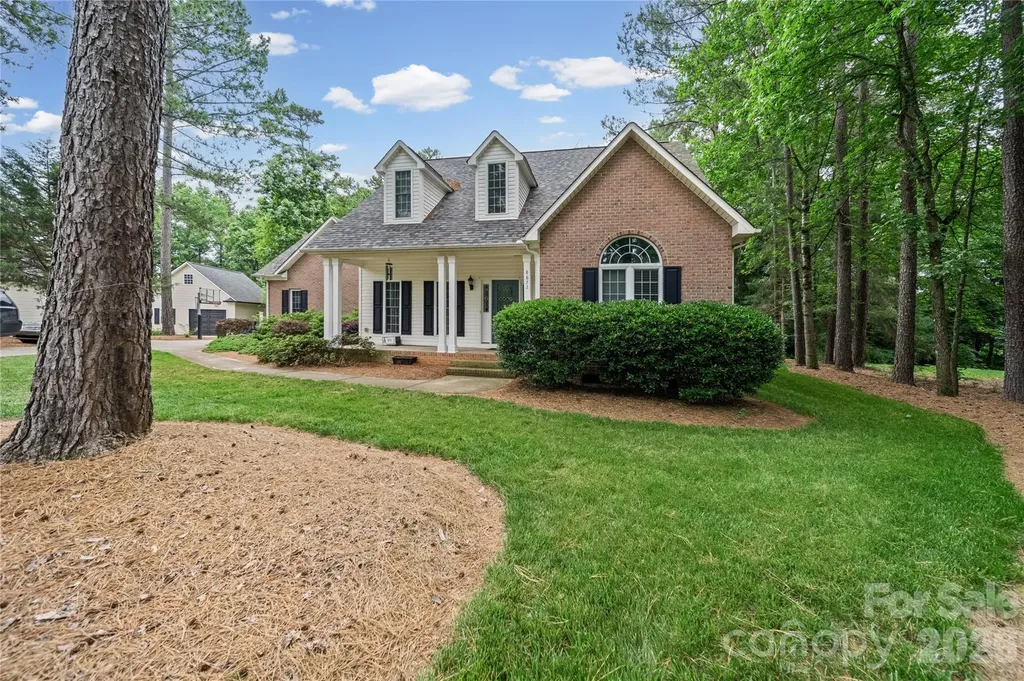 8871 Erbach Lane Mount Pleasant NC 28124