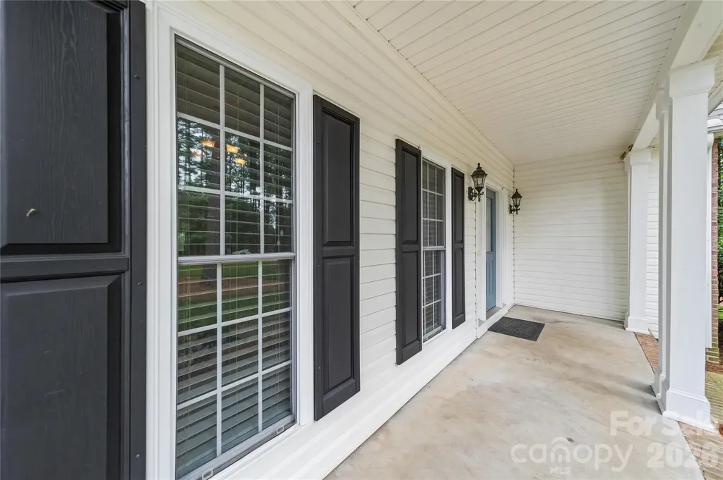 8871 Erbach Lane Mount Pleasant NC 28124