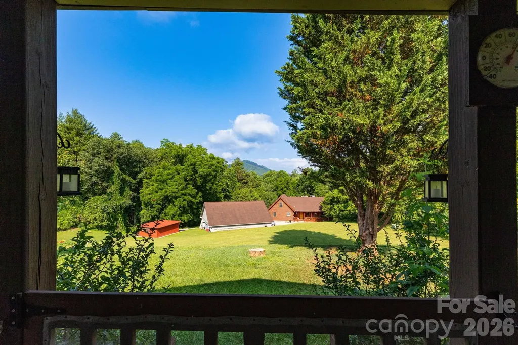 71 Teachers Lane Canton NC 28716